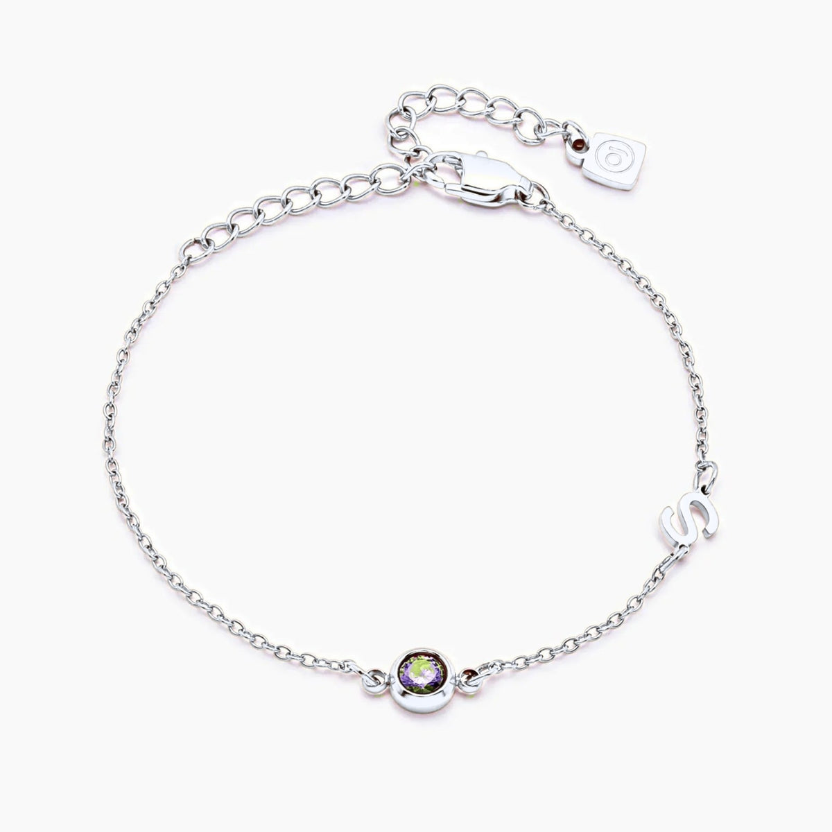 side-set-initial-birthstone-bracelet — Silver / Aug-Peridot